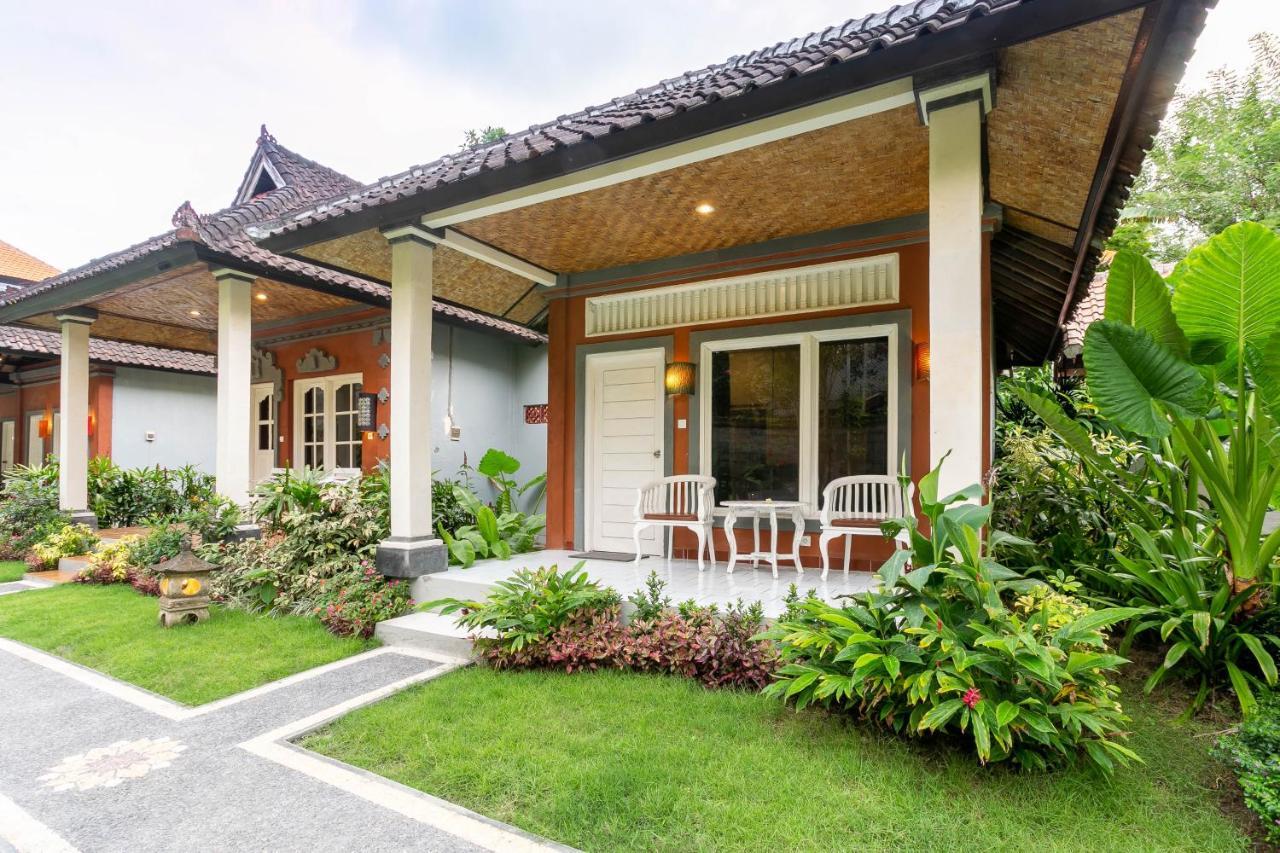 Utama Villas Beach Front Candidasa Bagian luar foto